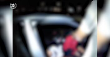 אישום: פסול נהיגה נתפס בדרך לאילת עם שני ילדים לא חגורים במושב הקדמי