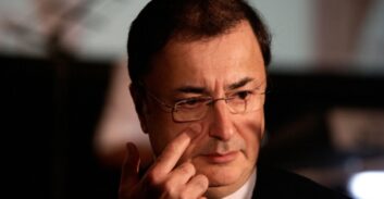 הסדר בתיק הברחת היהלומים של לבייב: שנה וחצי מאסר למנכ"ל החברה