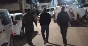 חשד: זכו במכרזים והעבירו לקבלנים בלתי מורשים בחסות ארגון פשע בצפון