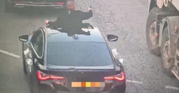 תושב לוד נעצר בחשד לנסיעה פרועה מחוץ לגג האוטו בדרך לחתונה