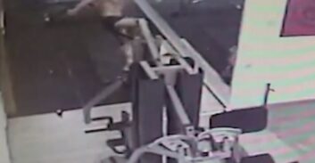 אישום: תושב ראשל"צ תקף נמרצות את שכנו שהעיר לו בחדר כושר