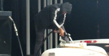 כתב אישום: תדלקו ב-300 אלף שקל עם כרטיסי תדלוק גנובים