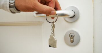 עידו עוז מנכ"ל חכם משכנתאות מסביר: אילו הגבלות קיימות על לקיחת משכנתא?