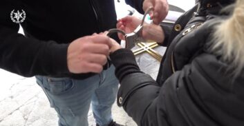 חשד: מתחזים לנציגי הדואר ביצעו הונאת אשראי בהיקף נרחב