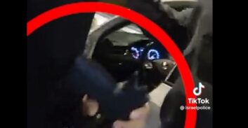 צפו בסרטון: נהג עוכב לבדיקה ונעצר בחשד להחזקת אקדח