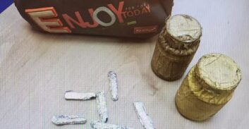 חשד: שידל בן 12 למכור סמים בבית ספר