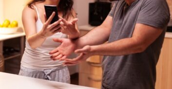 האישה הוכיחה שבעלה הבוגד "רועה זונות" וזכתה בכתובה