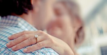 ולנטיינ'ס דיי גרסת השלישייה במיטה ודין הכתובה