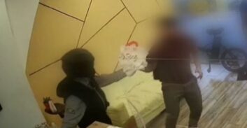 בזכות קסדה: נעצר חשוד בשוד אלים בצ'יינג' בבת ים