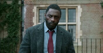 לות'ר: בלש מושחת שברח מהכלא וחשף רוצח סדרתי המוני בשידור אינטרנט