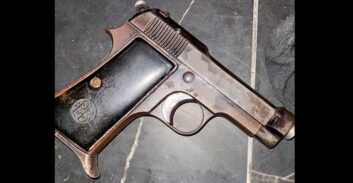 כנופיות פ"ת: מוכרים למשטרה נעצרו בחשד להחזקת נשק טעון