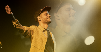 חריף אש (30.3): כשהלב בוכה: פסטיבל שירי הדיכאון של חיים איפרגן