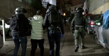 ימ"ר ירושלים: הסוכן הסמוי "שופל" הפליל 25 חשודים בסחר באמל"ח