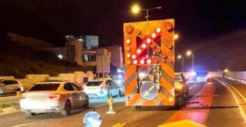 אישום: נוסע במונית התעצבן מעבודות בכביש ותקף קשיש ופקחים של נתיבי-ישראל