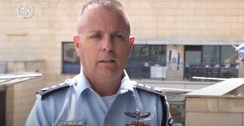 השר בן גביר דורש מהמפכ"ל לקצץ במערך הדוברות של המשטרה