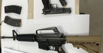 אום אל-פאחם: שוטרים תפסו M16 ואקדח טעונים, ועצרו אחד משלושה חשודים