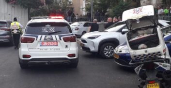 מוכר למשטרה נפצע מירי בשכונת כפר שלם בתל אביב