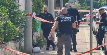 נתניה: החשוד ברצח הוריו טוען להגנה עצמית