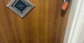 רימון הונח בפתח ביתו של עורך דין בפתח תקווה