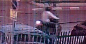 אישום: ירה ופצע באופן קשה רוכבי אופנוע כי חשב שהם מחבלים