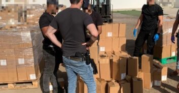 פסיכולוג שעובד במשרד החינוך חשוד בהברחת ענק של קוקאין