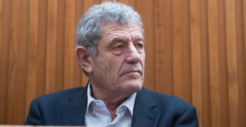 הסנגורים של מיקי גנור בתיק הצוללות ביקשו להתפטר: לא משלם