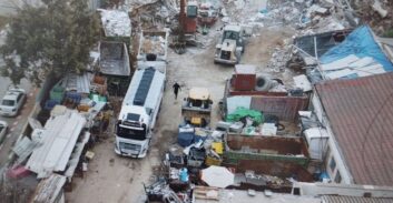 שבעה חשודים בהפעלת תחנת מעבר לפסולת בניין לא חוקית בתל אביב