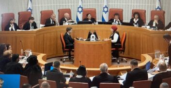 שמונה זוכי פרס נובל ו-91 אנשי-רוח עותרים נגד ביטול עילת הסבירות