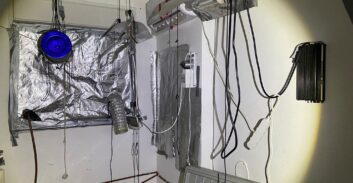 בני-משפחה מהדרום חשודים בסחר והפצת סרטונים אינטימיים של נערות ונשים ישראליות