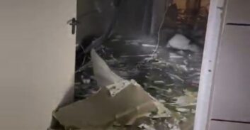 גבעת שמואל: הרס רב בפיצוץ מטען בבניין מגוריו של עבריין מוכר