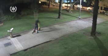 כתב אישום: שני אחים מהנגב גנבו 18 קורקינטים שיתופיים בתל אביב