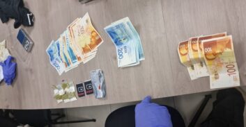 סוכן סמוי שהופעל בכלא איילון הפליל שלושה חשודים בעסקת סמים