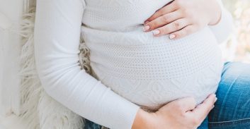 הערעורים נדחו: העונש לצעיר שבמשך 11 שעות התעלל בסדיסטיות בבת-זוגו ההרה