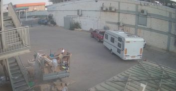 אישום: ביקש לסייע באיתור גופות וגנב קרוואן משטח הטבח במסיבת הטבע