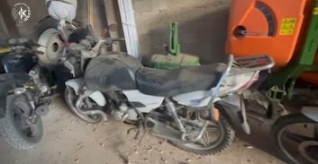 חשד: לקח כלי רכב ואמל"ח ששימשו את מחבלי החמאס