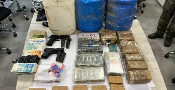 רהט: צעיר ואמו נעצרו על החזקת אמל"ח וכמות גדולה של סמים