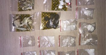 מוכר למשטרה מאשקלון נעצר ברמת גן עם סמים מסוגים שונים