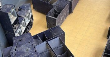 שלושה נאשמים בביזה מהמסיבה ברעים, ביניהם עובד בעל ציוד ההגברה שנרצח