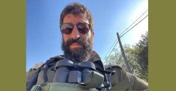 סנגורו של רוחן גוייס כסמג"ד בצו-8 והפרקליטות מסרבת לדחיית התיק בעליון