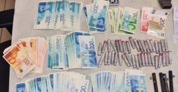 סמים, זיקוקים, אייר-סופט ו-60 אלף שקל במזומן בביתו של תושב אשדוד