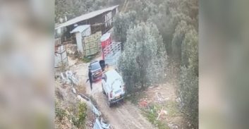 צפו: מרדף משטרתי אחרי רעולי פנים בכפר כנא