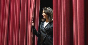 עורכת דין, איך את יכולה לייצג מישהו שאת יודעת שביצע פשע?