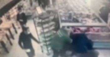 מאסר על תנאי לנאשם שהורשע בתקיפת שוטר בסופרמרקט