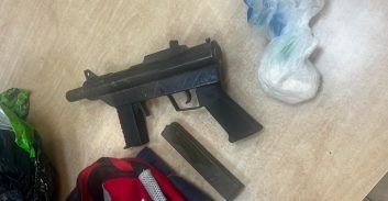 ראשל"צ: זיכוי מחמת הספק לנאשם בהחזקת מקלע קרלו בדירת השכן שלו