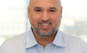 בית המשפט הקפיא את פיטוריו של דובר שב"ס