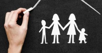 האם היולדת, האם הגנטית, והמדיניות המפלה של משרד הפנים