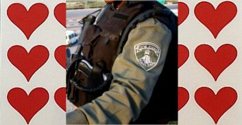 אישום: מג"בניק (20) ירה על רכב של צעיר על רקע רומנטי