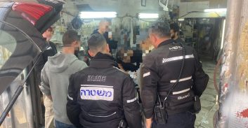 אכיפה כלכלית נגד מוסכים ועסקים בת"א והרצליה המזוהים עם גורמי פשיעה