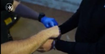 כתב אישום: כך התבצעו בכפר כנא עסקאות לקניית רובים, אקדחים ורימונים