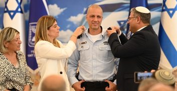 בן גביר משבח את קובי יעקובי בטקס המינוי הרשמי לנציב שב"ס